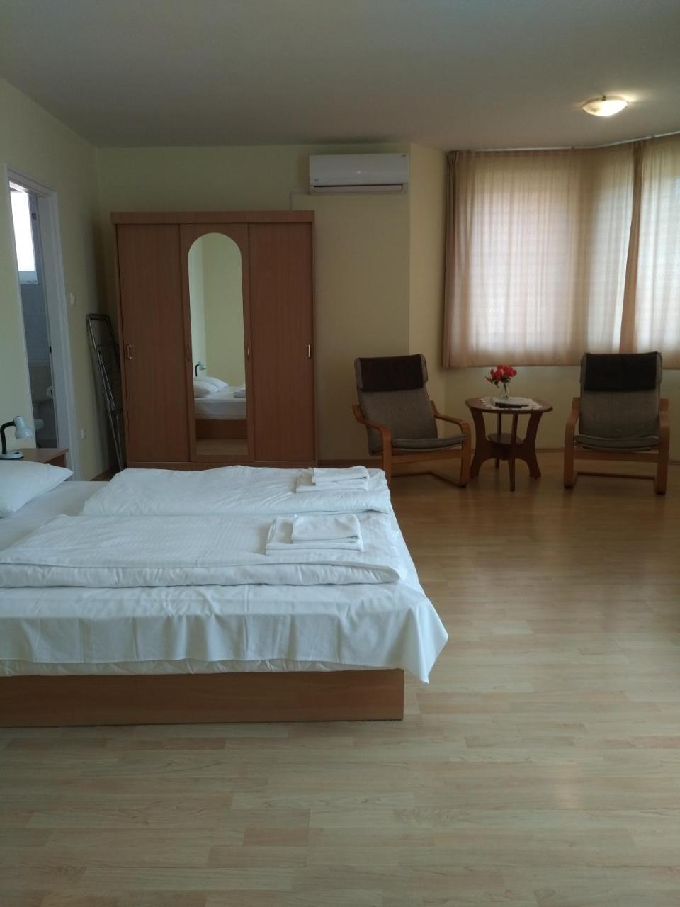 Villa Nova Hévíz Esterno foto
