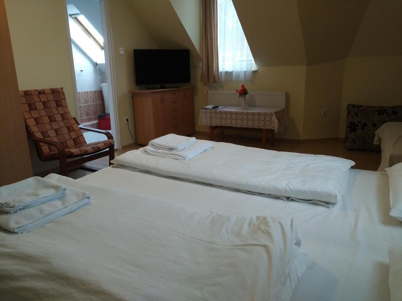 Villa Nova Hévíz Esterno foto