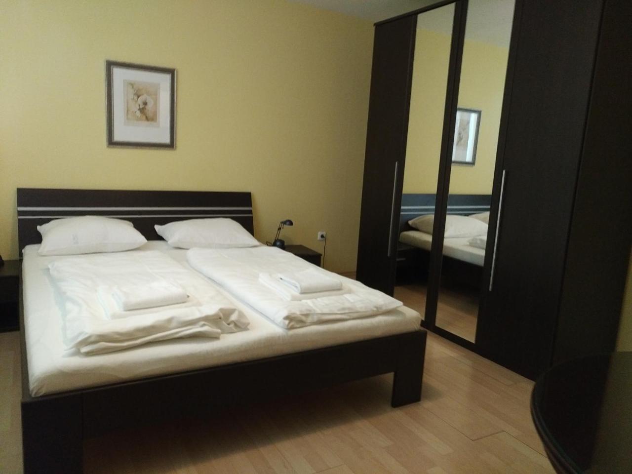 Villa Nova Hévíz Esterno foto